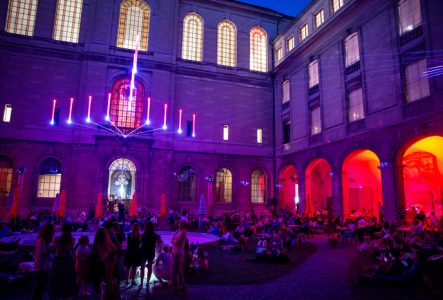 DR Mapping dans la cour du musée