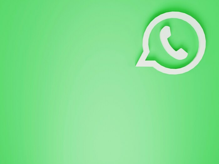 logo whatsapp sur fond vert