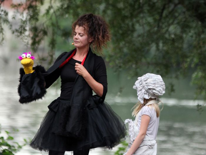 Cendrillon mène le bal (d’après les Frères Grimm)