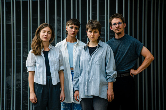 Photographie des 4 musiciennes et musiciens du collectif 4tet Lab de Berne