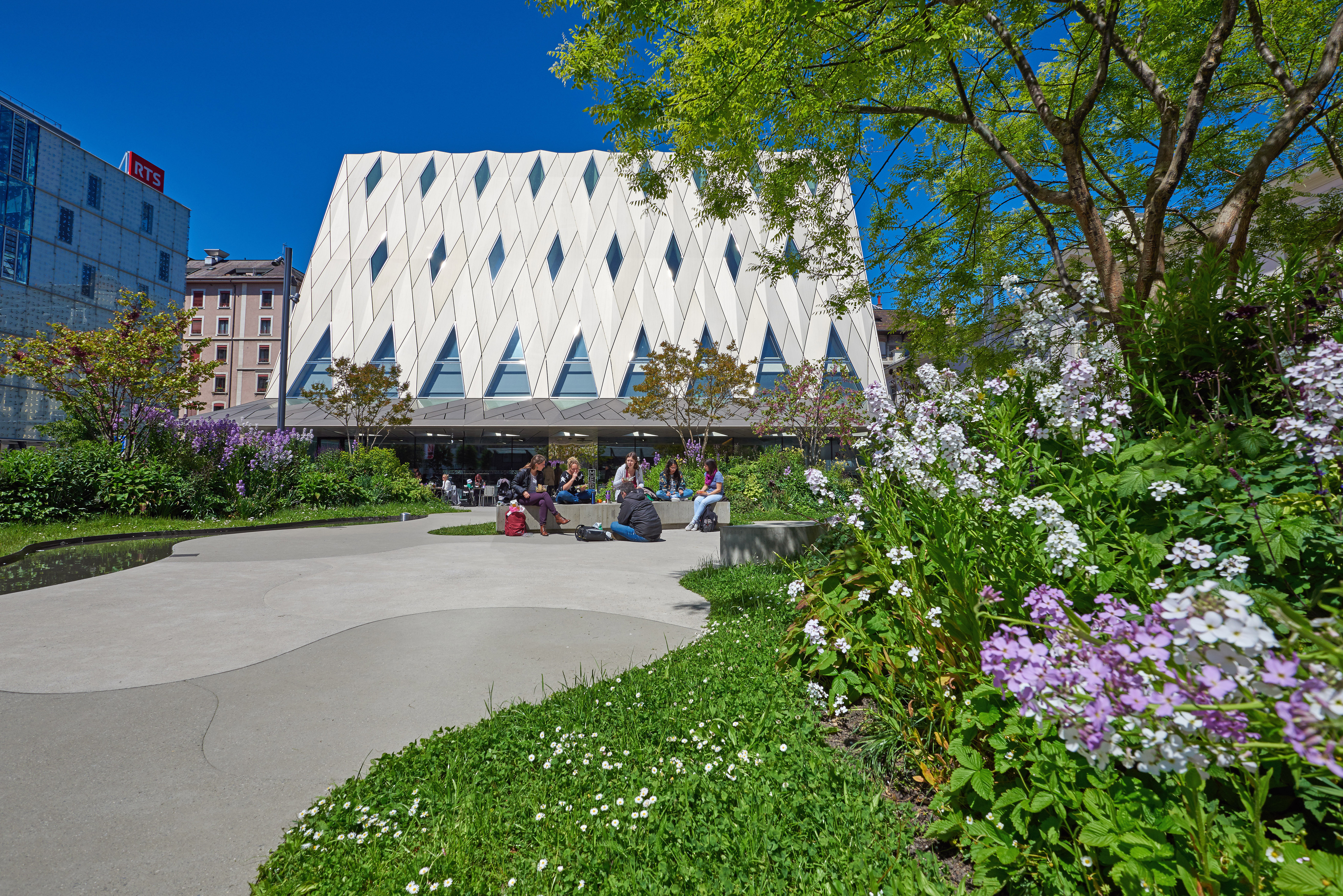 Vue extérieur du bâtiment