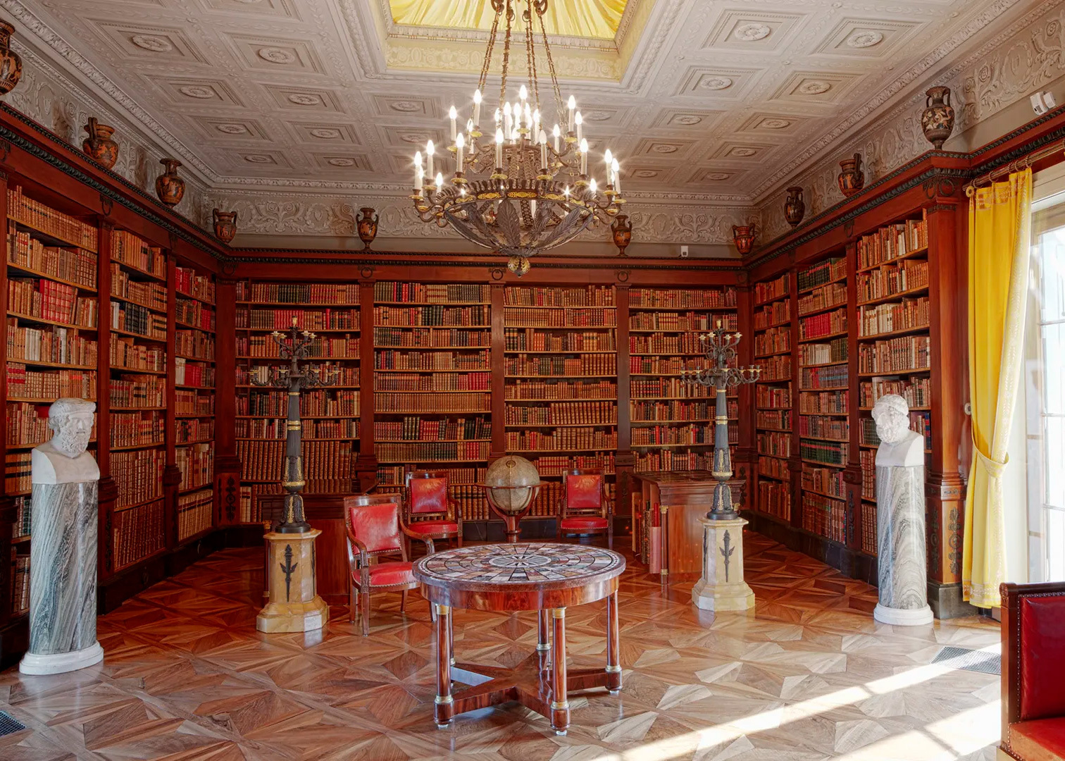 Image de la bibliothèque de la villa la Grange