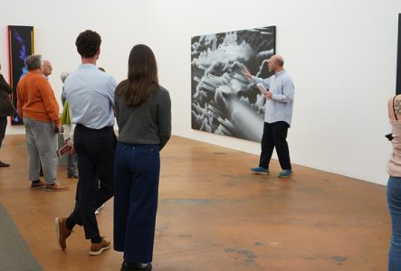 Vue d'une salle d'exposition du MAMCO