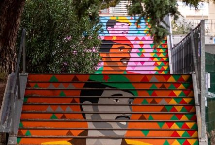 Viané, CTSM - ©Tamara Tovar Sanchez Escaliers avec fresque de Sankara