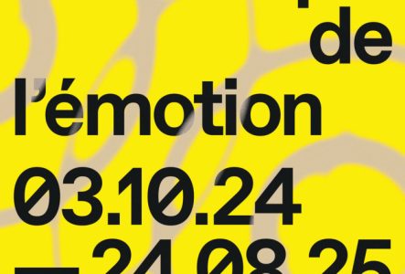 Affiche de l'exposition temporaire "Tuning in – Acoustique de l’émotion", avec un fond jaune et gris représentant des ondes sonores, ainsi que le titre et les dates de l'exposition en noir